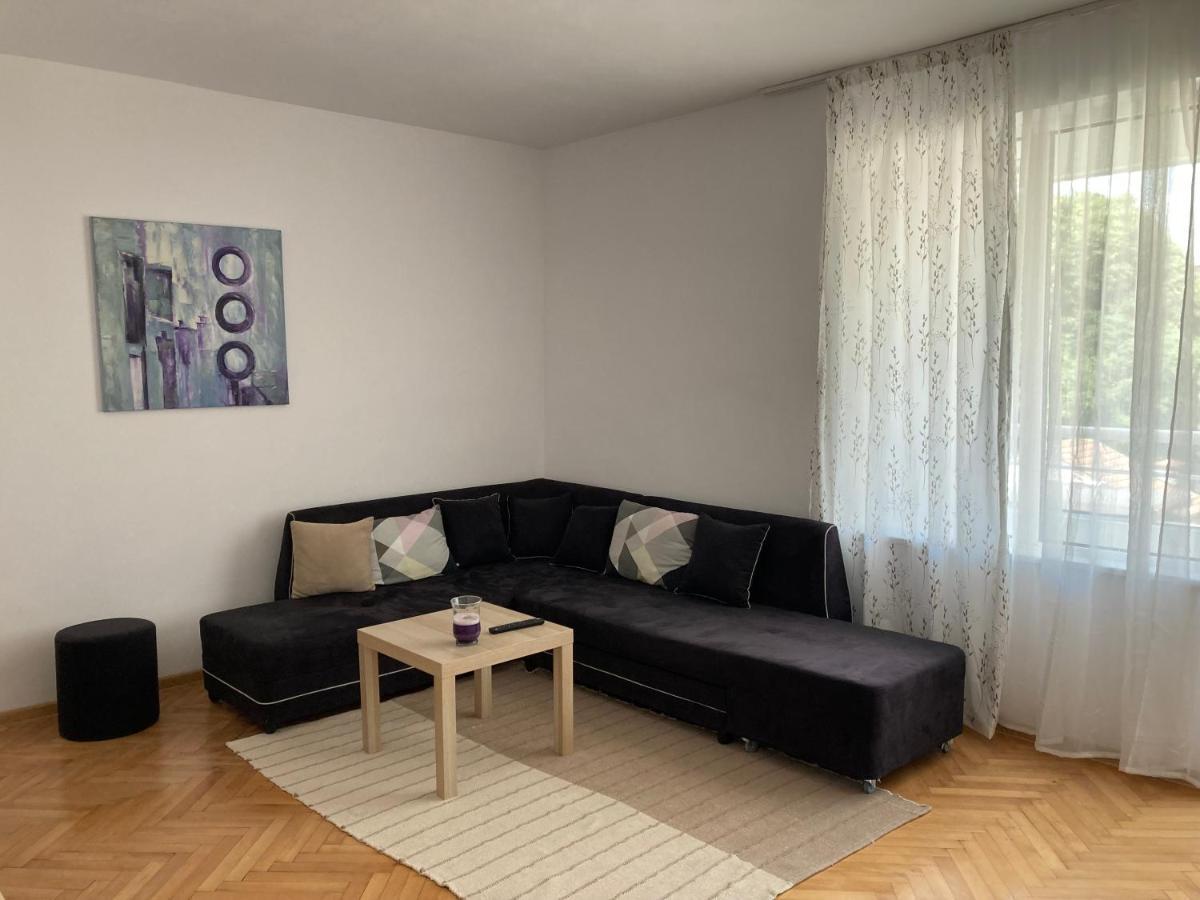 וארנה Central Suite מראה חיצוני תמונה